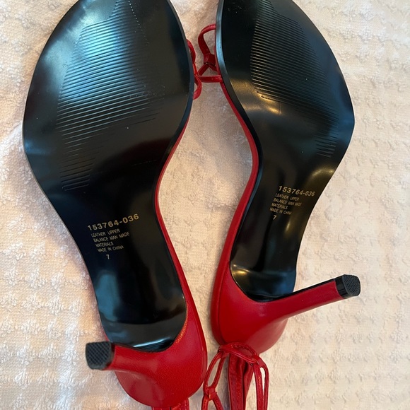 COLIN STUART Size 7 Red High Heel Ankle Strap Sandals - Picture 6 of 7